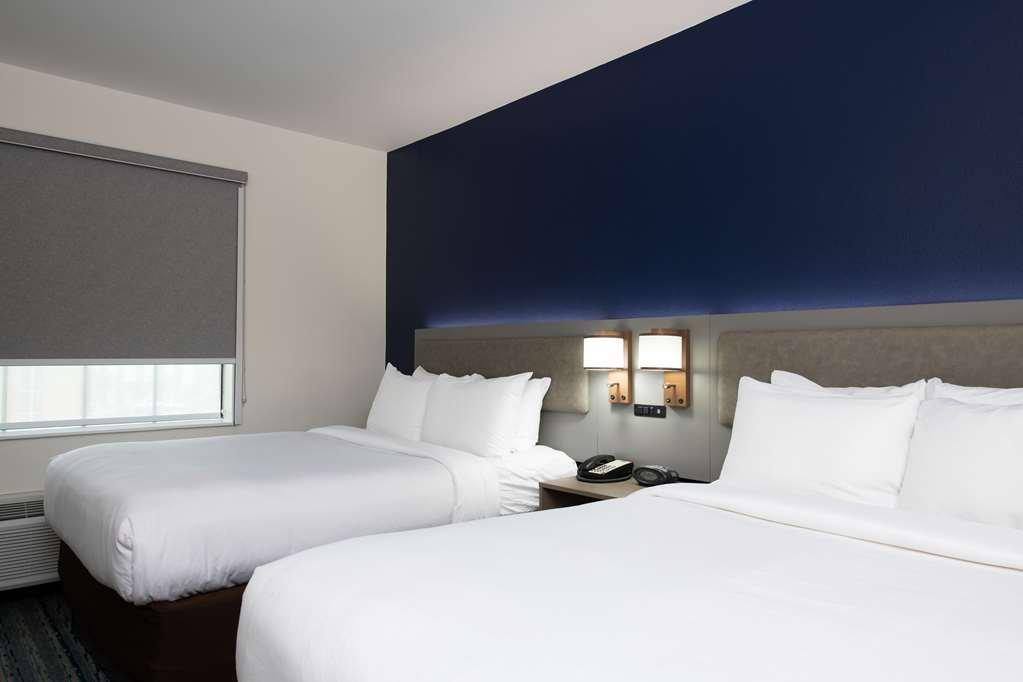 Comfort Suites Oil Center Lafayette Room photo
